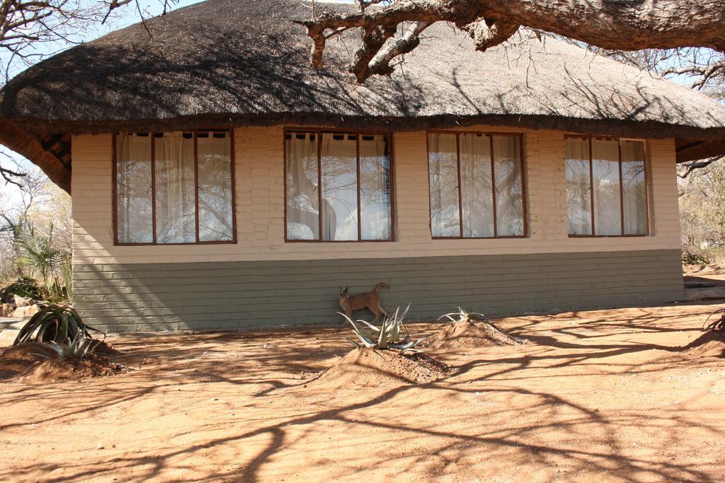 Tshukudu Game Lodge - Ходспруит Екстериор снимка